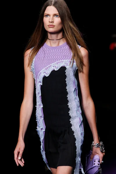 Look 72